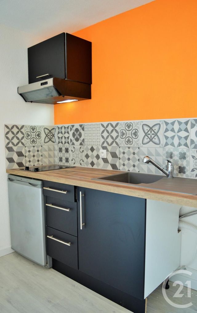 Afficher la photo en grand Appartement T1 à vendre - 1 pièce - 16.93 m2 - VANNES - 56 - BRETAGNE - Century 21 Agence De La Madeleine