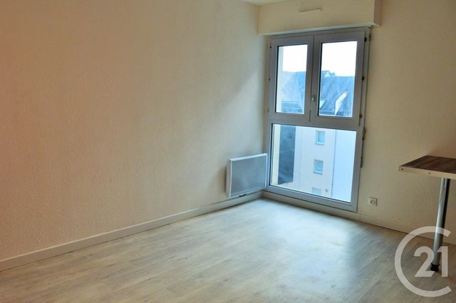 Afficher la photo en grand Appartement T1 à vendre - 1 pièce - 16.93 m2 - VANNES - 56 - BRETAGNE - Century 21 Agence De La Madeleine