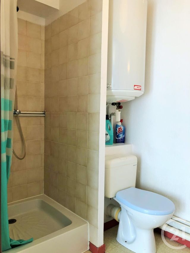 Studio à vendre - 1 pièce - 18.0 m2 - VANNES - 56 - BRETAGNE - Century 21 Agence De La Madeleine Studio à vendre - 1 pièce - 18.0 m2 - VANNES - 56 - BRETAGNE - Century 21 Agence De La Madeleine