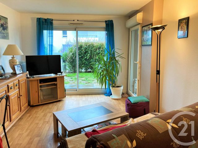 Afficher la photo en grand Appartement F2 à vendre - 2 pièces - 40.0 m2 - VANNES - 56 - BRETAGNE - Century 21 Agence De La Madeleine