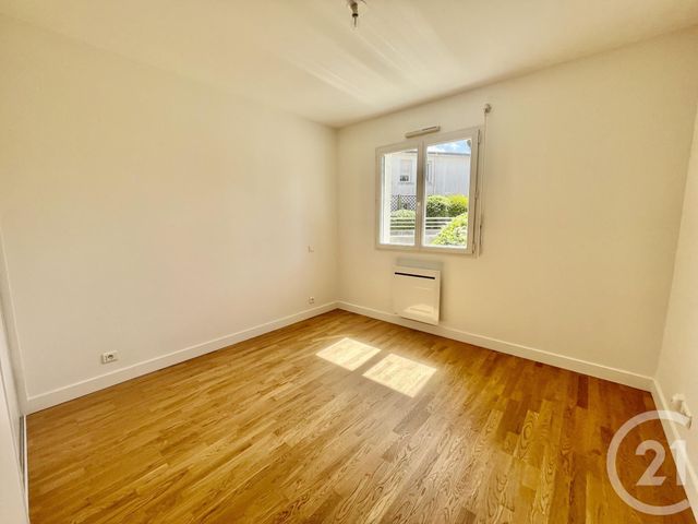 Appartement T4 à vendre - 4 pièces - 79.69 m2 - VANNES - 56 - BRETAGNE - Century 21 Agence De La Madeleine