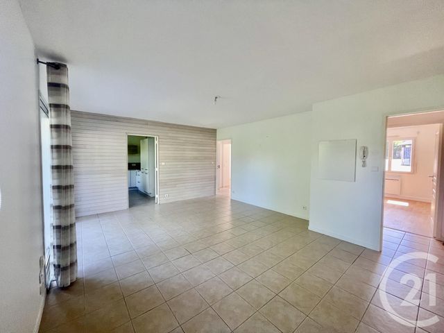 Appartement T4 à vendre - 4 pièces - 79.69 m2 - VANNES - 56 - BRETAGNE - Century 21 Agence De La Madeleine
