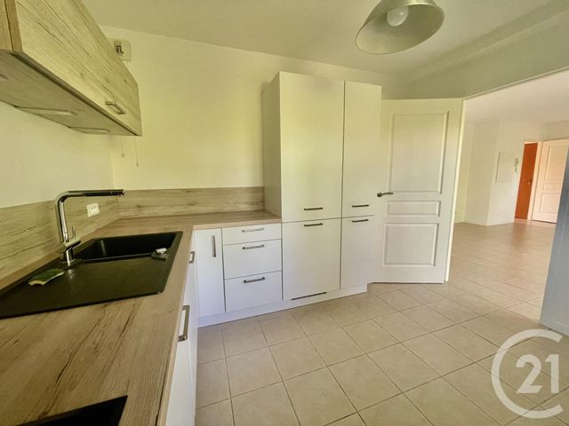 Appartement T4 à vendre - 4 pièces - 79.69 m2 - VANNES - 56 - BRETAGNE - Century 21 Agence De La Madeleine
