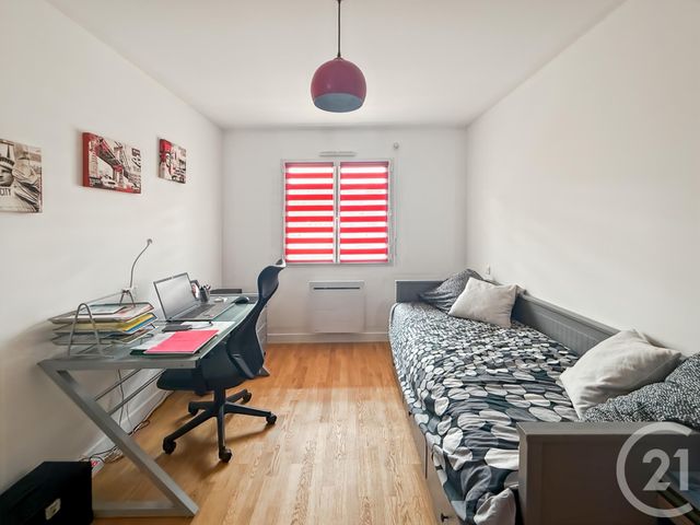 Appartement T4 à vendre - 4 pièces - 79.69 m2 - VANNES - 56 - BRETAGNE - Century 21 Agence De La Madeleine