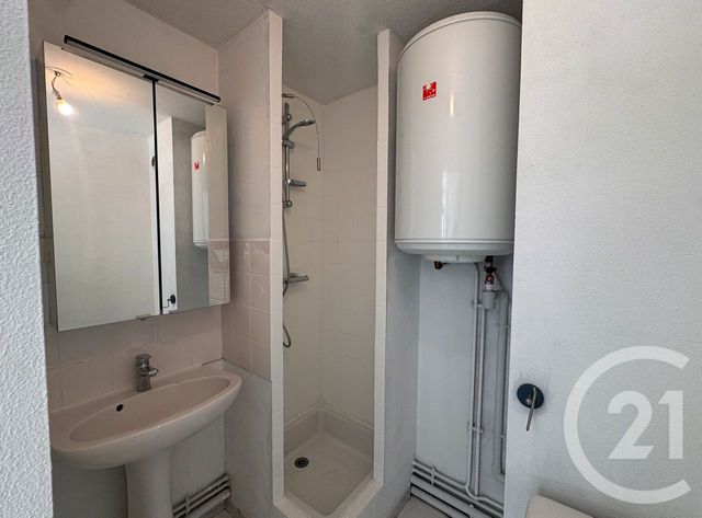 Afficher la photo en grand Appartement T1 à vendre - 1 pièce - 33.91 m2 - VANNES - 56 - BRETAGNE - Century 21 Agence De La Madeleine