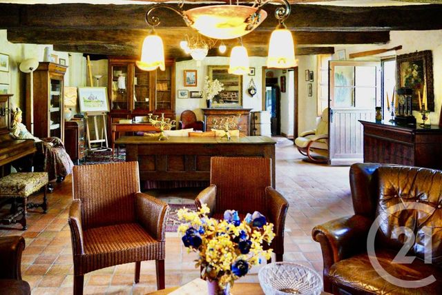 maison à vendre - 9 pièces - 222.0 m2 - TREFFLEAN - 56 - BRETAGNE - Century 21 Agence De La Madeleine