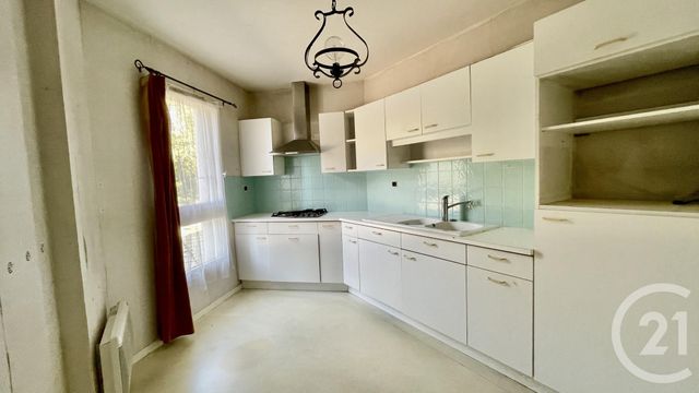Afficher la photo en grand Appartement T3 à vendre - 3 pièces - 64.07 m2 - VANNES - 56 - BRETAGNE - Century 21 Agence De La Madeleine