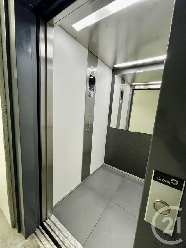 Appartement T2 à vendre - 2 pièces - 43.68 m2 - VANNES - 56 - BRETAGNE - Century 21 Agence De La Madeleine