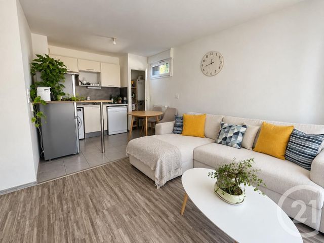Appartement T2 à vendre - 2 pièces - 43.68 m2 - VANNES - 56 - BRETAGNE - Century 21 Agence De La Madeleine