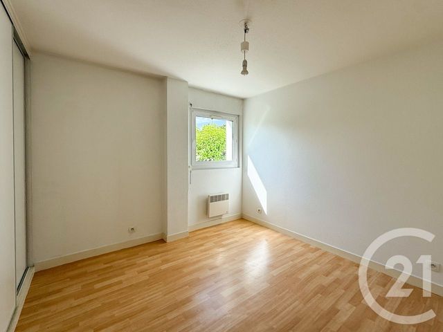 Appartement T3 à vendre - 3 pièces - 69.05 m2 - VANNES - 56 - BRETAGNE - Century 21 Agence De La Madeleine
