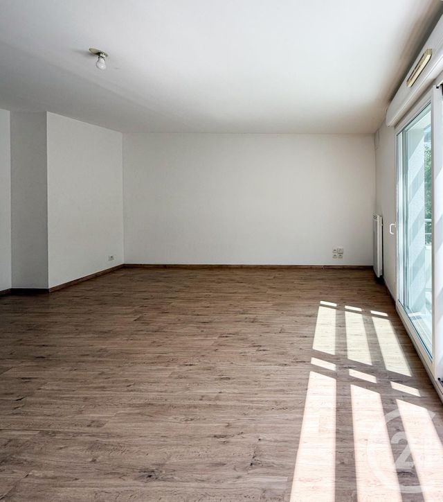 Appartement à vendre - 4 pièces - 75.36 m2 - VANNES - 56 - BRETAGNE - Century 21 Agence De La Madeleine