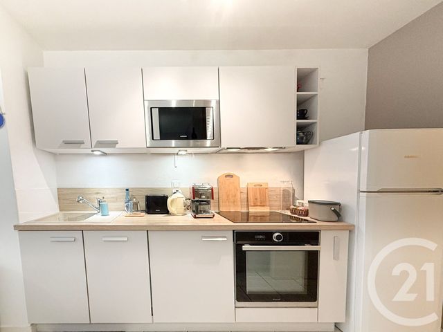 Appartement F2 à vendre - 2 pièces - 45.6 m2 - VANNES - 56 - BRETAGNE - Century 21 Agence De La Madeleine