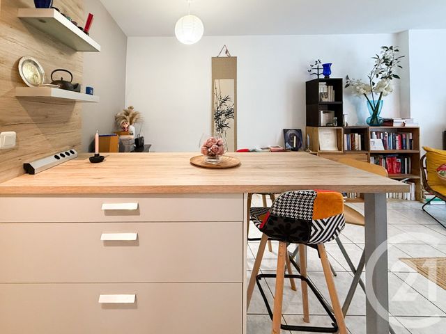 Appartement F2 à vendre - 2 pièces - 45.6 m2 - VANNES - 56 - BRETAGNE - Century 21 Agence De La Madeleine