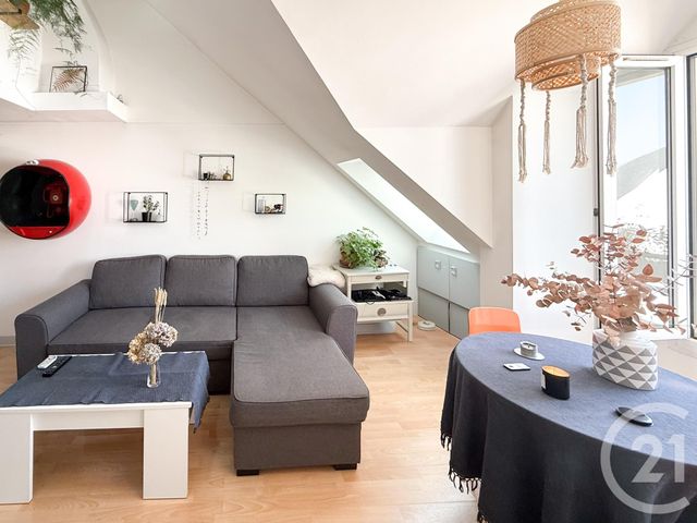 Afficher la photo en grand Appartement Duplex à vendre - 3 pièces - 48.76 m2 - VANNES - 56 - BRETAGNE - Century 21 Agence De La Madeleine