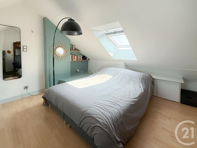 Afficher la photo en grand Appartement Duplex à vendre - 3 pièces - 48.76 m2 - VANNES - 56 - BRETAGNE - Century 21 Agence De La Madeleine