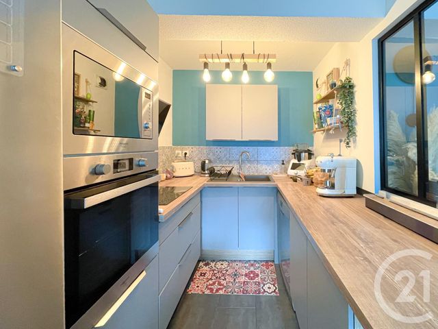 Appartement T3 à vendre - 3 pièces - 55.4 m2 - VANNES - 56 - BRETAGNE - Century 21 Agence De La Madeleine