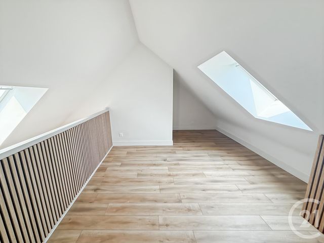 Appartement Duplex à vendre - 3 pièces - 42.07 m2 - VANNES - 56 - BRETAGNE - Century 21 Agence De La Madeleine