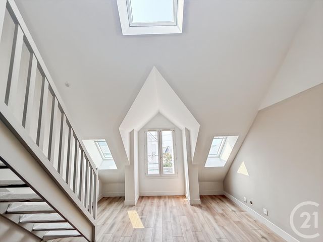 Appartement Duplex à vendre - 3 pièces - 42.07 m2 - VANNES - 56 - BRETAGNE - Century 21 Agence De La Madeleine