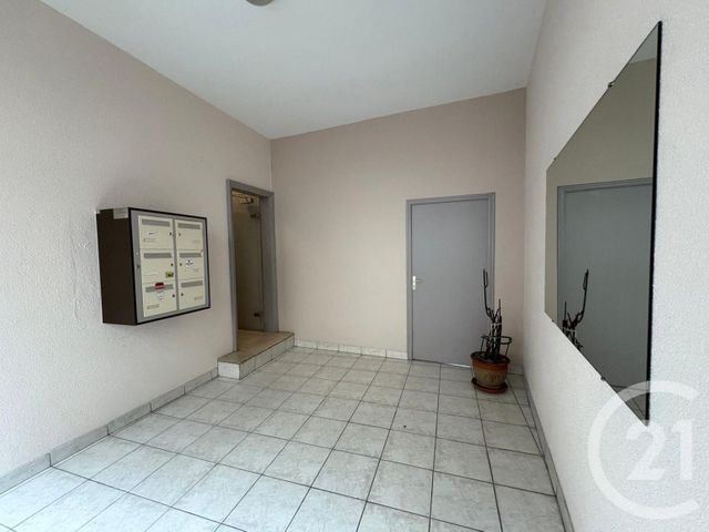 Appartement à vendre - 2 pièces - 43.78 m2 - VANNES - 56 - BRETAGNE - Century 21 Agence De La Madeleine