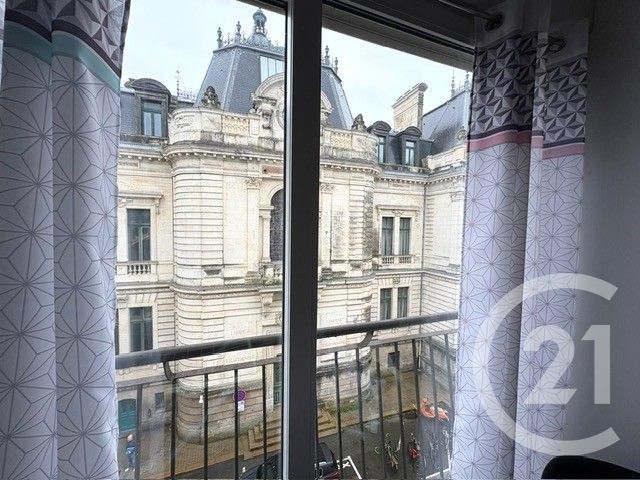 Appartement à vendre - 2 pièces - 43.78 m2 - VANNES - 56 - BRETAGNE - Century 21 Agence De La Madeleine
