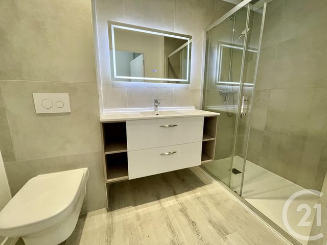 Appartement T2 à vendre - 2 pièces - 37.52 m2 - VANNES - 56 - BRETAGNE - Century 21 Agence De La Madeleine