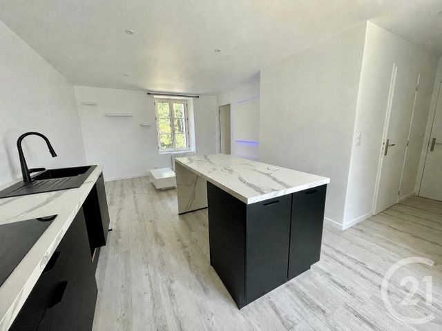 Appartement T2 à vendre - 2 pièces - 37.52 m2 - VANNES - 56 - BRETAGNE - Century 21 Agence De La Madeleine