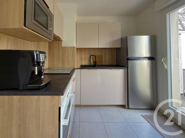 Appartement T2 à vendre - 3 pièces - 76.22 m2 - VANNES - 56 - BRETAGNE - Century 21 Agence De La Madeleine