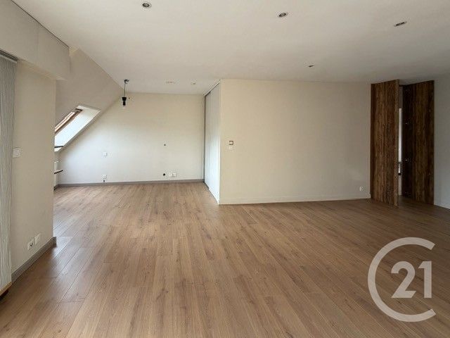 Appartement à vendre - 3 pièces - 62.3 m2 - VANNES - 56 - BRETAGNE - Century 21 Agence De La Madeleine
