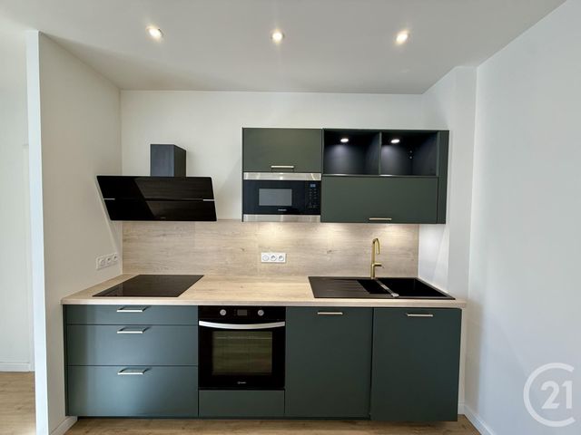 Appartement T2 à vendre - 2 pièces - 45.0 m2 - VANNES - 56 - BRETAGNE - Century 21 Agence De La Madeleine