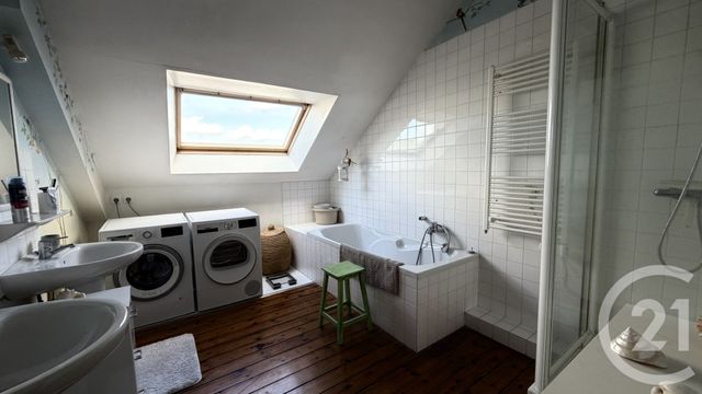 Appartement Duplex à vendre - 6 pièces - 169.84 m2 - VANNES - 56 - BRETAGNE - Century 21 Agence De La Madeleine