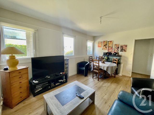 Appartement T2 à vendre - 2 pièces - 54.33 m2 - VANNES - 56 - BRETAGNE - Century 21 Agence De La Madeleine