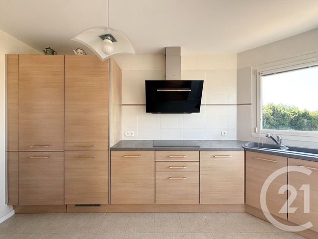 Appartement T4 à vendre - 4 pièces - 78.0 m2 - VANNES - 56 - BRETAGNE - Century 21 Agence De La Madeleine