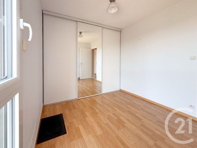 Appartement T4 à vendre - 4 pièces - 78.0 m2 - VANNES - 56 - BRETAGNE - Century 21 Agence De La Madeleine