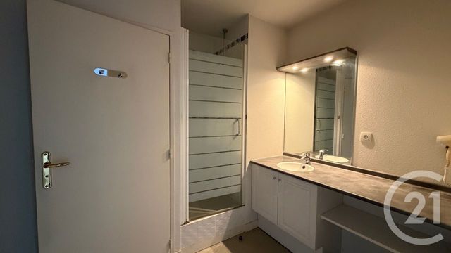 Appartement F2 à vendre - 2 pièces - 33.71 m2 - VANNES - 56 - BRETAGNE - Century 21 Agence De La Madeleine