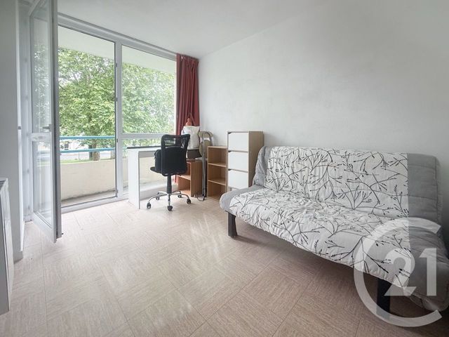 Appartement Studio à vendre - 1 pièce - 20.2 m2 - VANNES - 56 - BRETAGNE - Century 21 Agence De La Madeleine