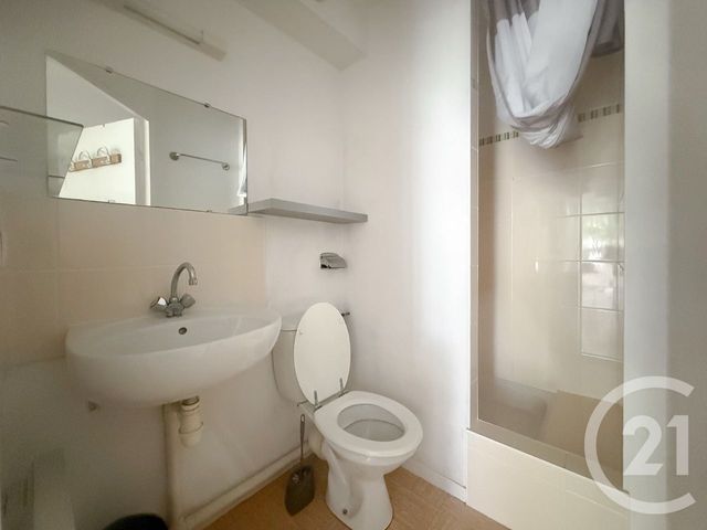 Appartement Studio à vendre - 1 pièce - 20.2 m2 - VANNES - 56 - BRETAGNE - Century 21 Agence De La Madeleine