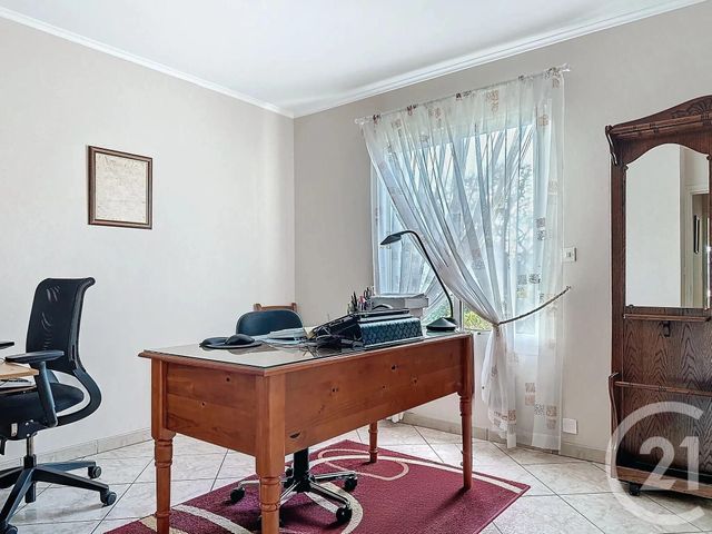 maison à vendre - 6 pièces - 243.5 m2 - ST NICOLAS DE REDON - 44 - PAYS-DE-LOIRE - Century 21 Agence De La Madeleine