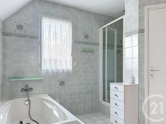 maison à vendre - 6 pièces - 243.5 m2 - ST NICOLAS DE REDON - 44 - PAYS-DE-LOIRE - Century 21 Agence De La Madeleine
