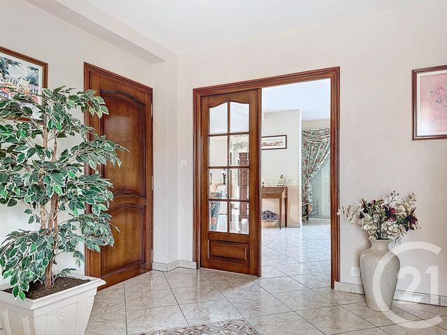 maison à vendre - 6 pièces - 243.5 m2 - ST NICOLAS DE REDON - 44 - PAYS-DE-LOIRE - Century 21 Agence De La Madeleine