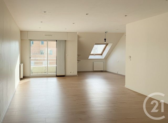Appartement à vendre - 3 pièces - 62.3 m2 - VANNES - 56 - BRETAGNE - Century 21 Agence De La Madeleine