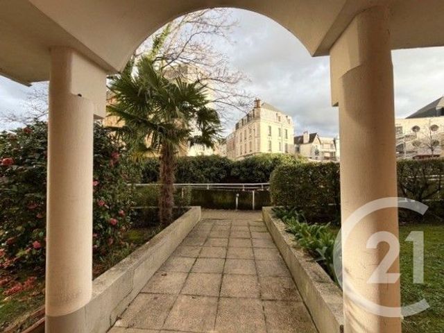 Appartement à vendre - 3 pièces - 62.3 m2 - VANNES - 56 - BRETAGNE - Century 21 Agence De La Madeleine