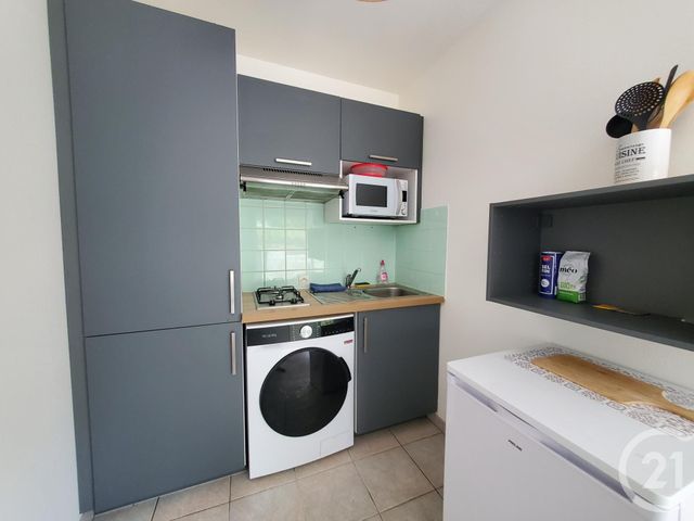 Appartement Studio à vendre - 1 pièce - 24.15 m2 - VANNES - 56 - BRETAGNE - Century 21 Agence De La Madeleine