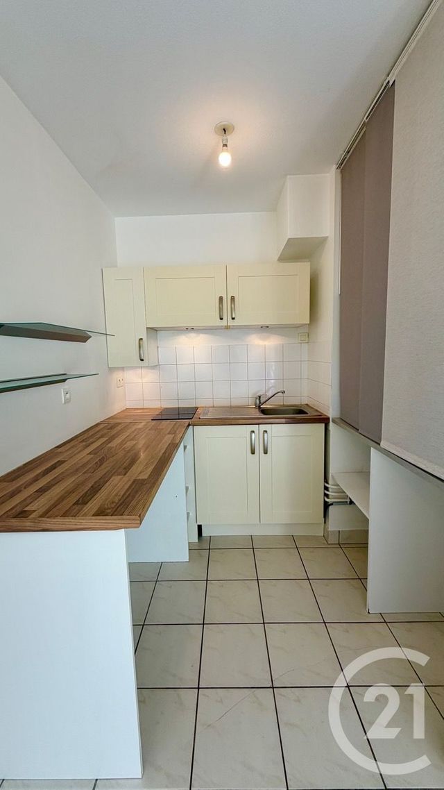 Appartement F2 à vendre - 2 pièces - 45.0 m2 - PLESCOP - 56 - BRETAGNE - Century 21 Agence De La Madeleine