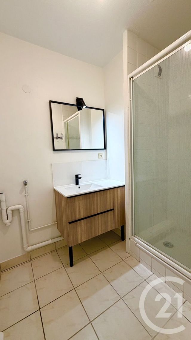 Appartement F2 à vendre - 2 pièces - 45.0 m2 - PLESCOP - 56 - BRETAGNE - Century 21 Agence De La Madeleine